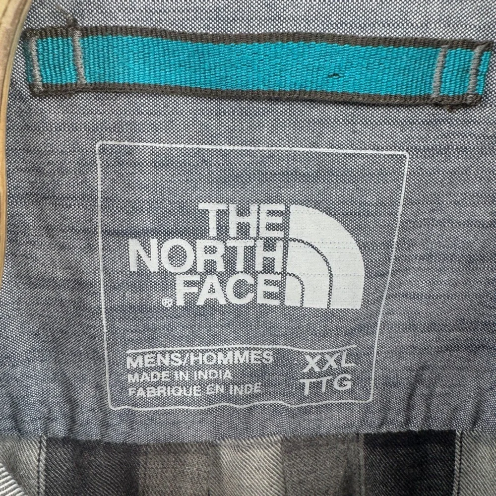 The North‎ Face Shirt Mens 2XL Long Sleeve Plaid Shirt Double Pocket Hiking
